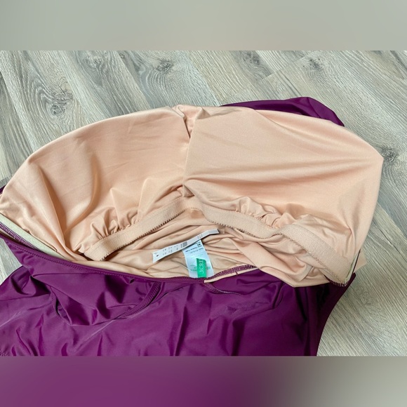 J. Crew ruched One-shoulder Swimsuit                     SIZE 22 ~ New with Tags - Picture 9 of 9